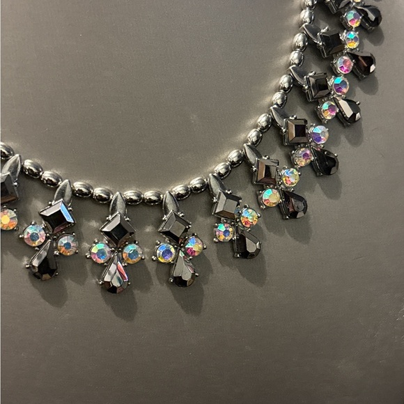 Vintage NY Necklace with AB Rhinestones & Jet Black Crystals - Picture 5 of 11